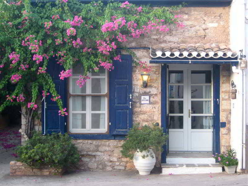To Spitaki Apartments Galaxídhion Eksteriør billede